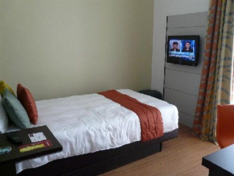Mercure Napoli Centro Angioino Zewnętrze zdjęcie