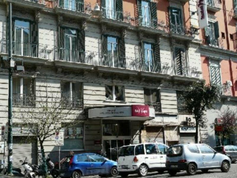 Mercure Napoli Centro Angioino Zewnętrze zdjęcie